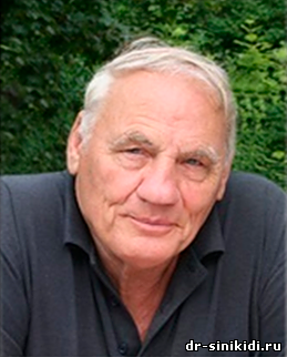 Родился 17 мая 1935 года. 2 июля 2017 ушел из жизни, но не из наших сердец и не из нашей памяти. С 1981 года до последнего дыхания посвятил свою жизнь оздоровлению человечества